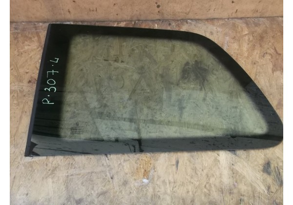 Скло кузовне,ліве заднє Peugeot 307-SW, 05-08 ,Універсал